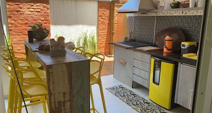 Linda Casa em Condomínio na Praia de Boiçucanga