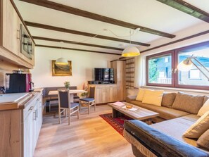 Flat-screen TV, DVD player - Am Hohen Bogen by Interhome (Arrach)