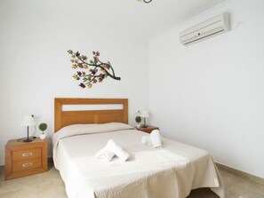 10 chambres, fer et planche Ă repasser, Internet gratuit