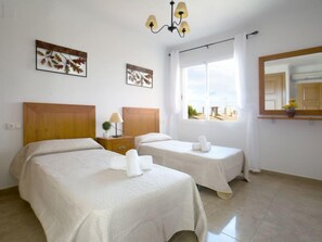 10 chambres, fer et planche Ă repasser, Internet gratuit