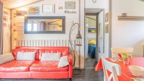 Unclassified image, 2 of 29, button - Landais by Interhome (Saubion)