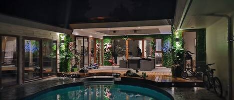 Piscine extérieure, piscine chauffée