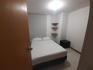 2 bedrooms, free Internet, wheelchair access