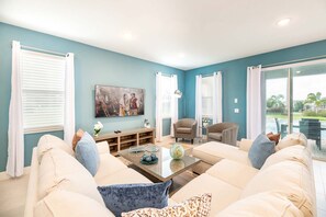 TV, video game console, ping pong - Trendy Villa with Games Room at Encore (Kissimmee)