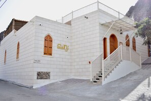 Exterior - Charming Omani Historical House in Mutrah (Muscat)