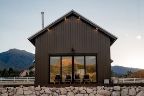 Exterior - Escape to Astoa Etxea: Where Work, Play, and Relaxation Meet (New Harmony)
