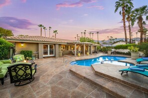 Imagen sin descripción, 5 de 50, botón