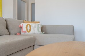 Tv och eldstad