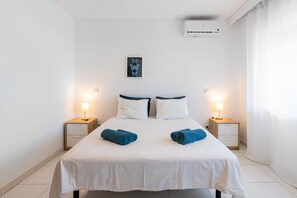 3 habitaciones, tabla de planchar con plancha y wifi gratis 