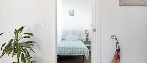 2 habitaciones, tabla de planchar con plancha y wifi gratis