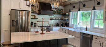 1878 Victorian Farmhouse Near Asheville on 80 Acres