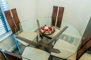 Dining - TWO BEDROOM LUXURY GROUND FLOOR APARTMENT.  (London)