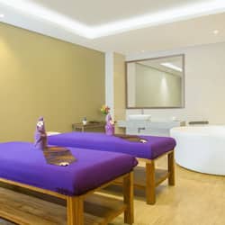 Couples treatment rooms, hot tub, body treatments, sports massages