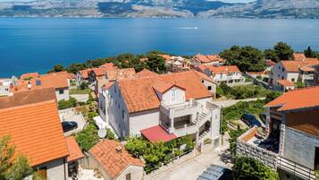 Departamento (One bedroom apartment with balcony) | Vista aérea