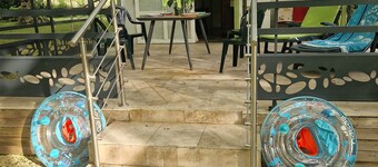 Chalet EN Bord DE Rivière Proche Montignac Lascaux