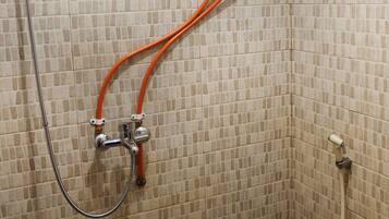 Standard-Haus, 3 Schlafzimmer | Badezimmer