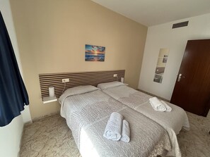 1 bedroom, internet - KESITO FAMILY APARTAMENT 1ª3ª (Lloret de Mar)