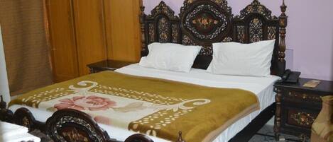 Deluxe Room | Free WiFi, bed sheets