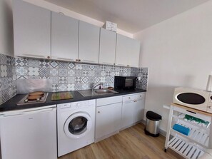 Kühlschrank, Mikrowelle