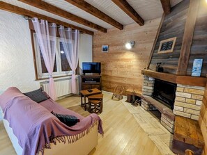 Télévision, cheminée