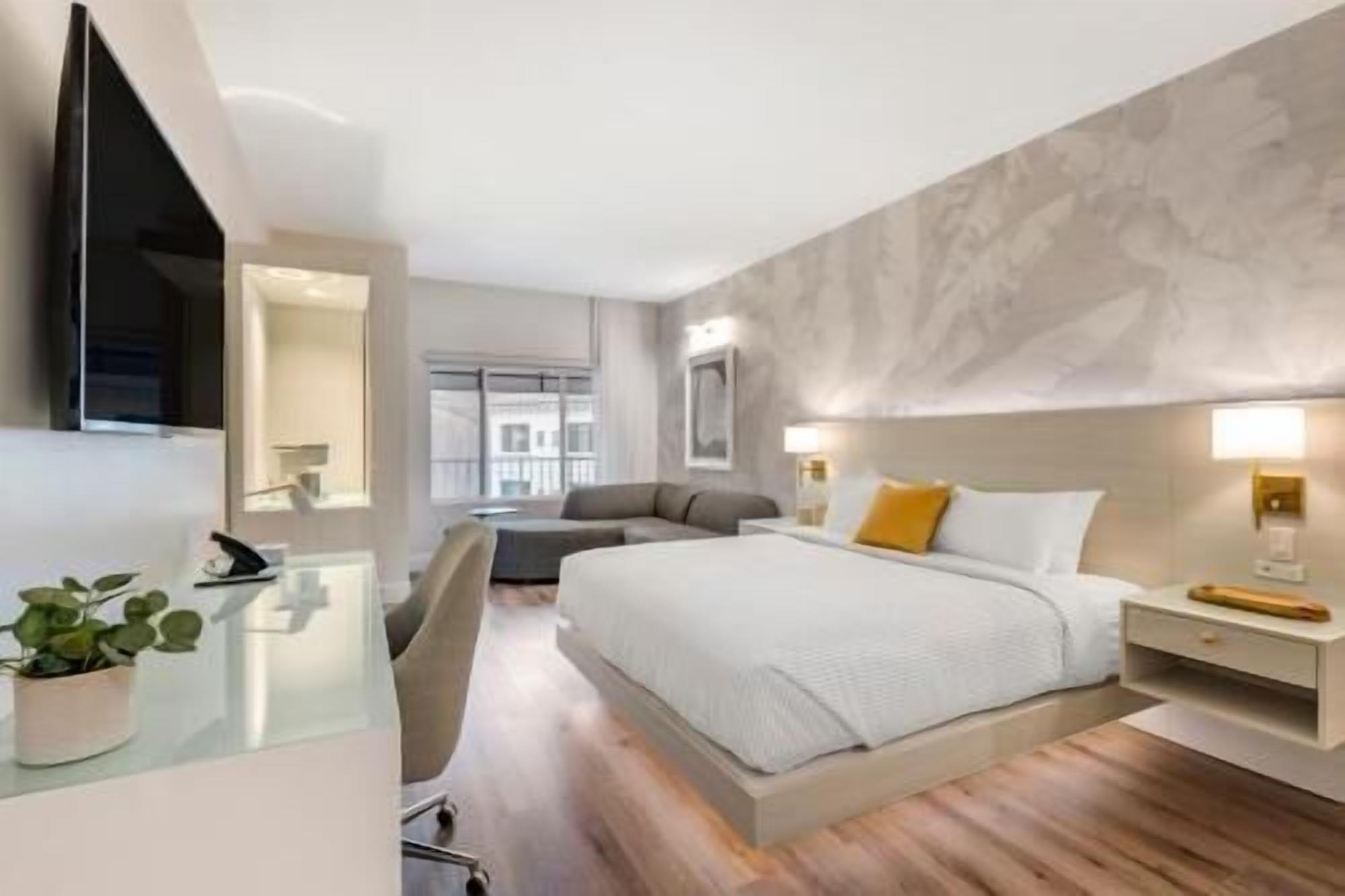 Ropa de cama de alta calidad y escritorio 