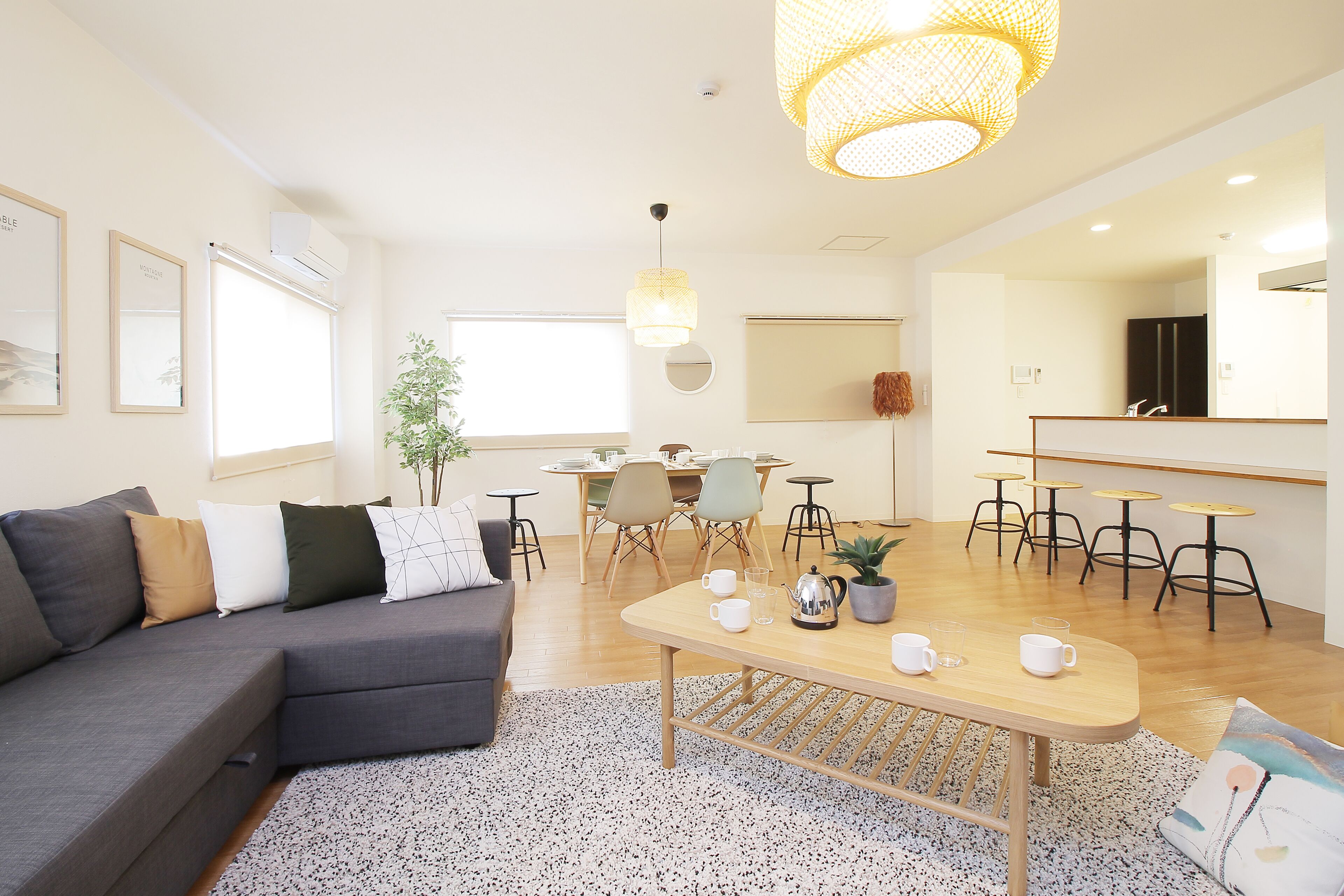 Grand Apartment, 4 Bedrooms, Kitchen | Living area