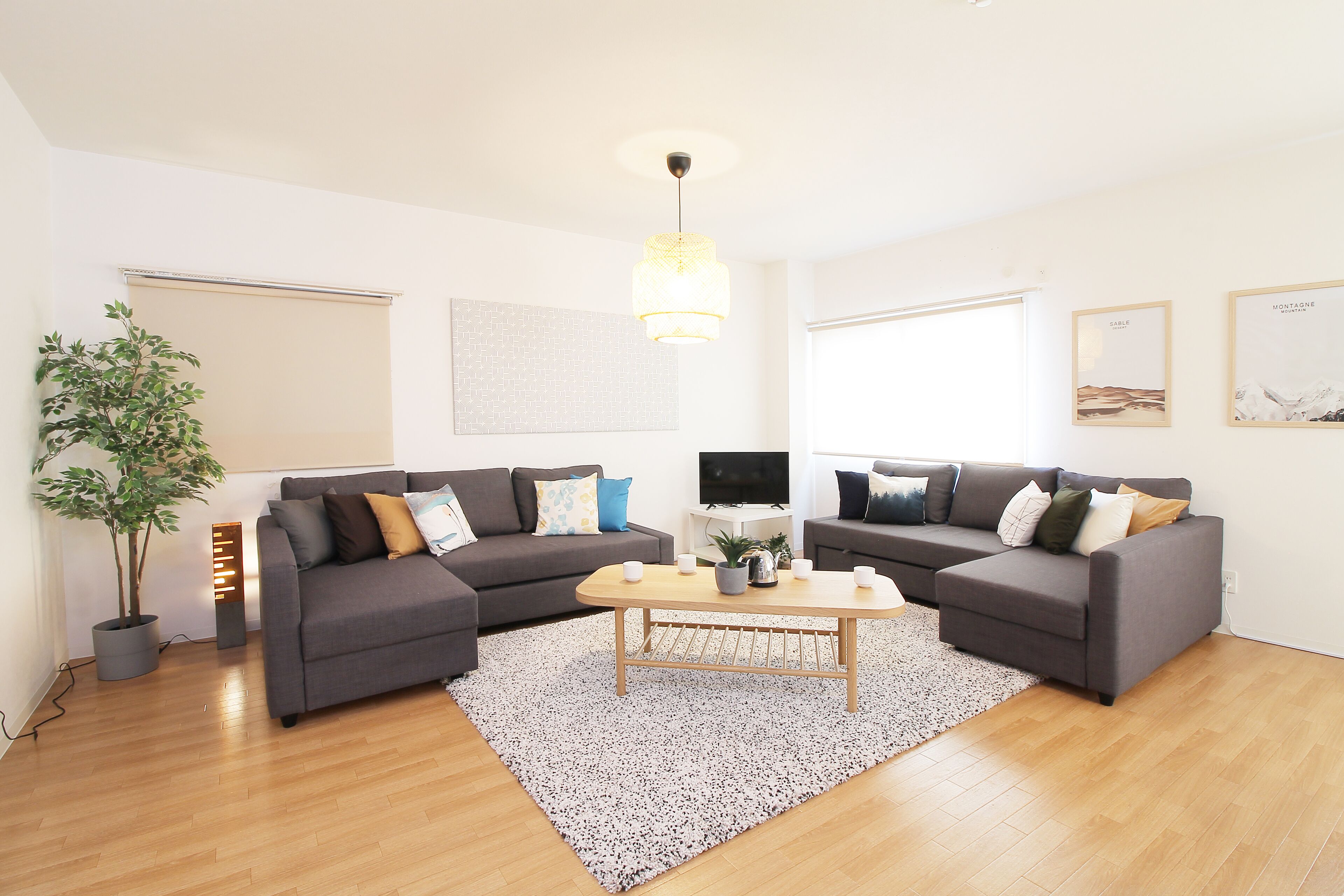 Grand Apartment, 4 Bedrooms, Kitchen | Living area