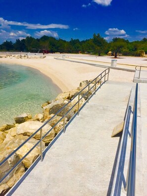 Villa | Beach