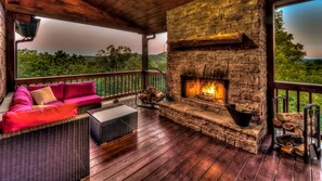 Cabaña, 4 habitaciones | Balcón