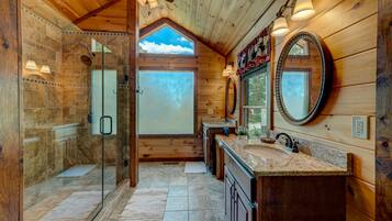 Cabin, 4 Bedrooms | Bilik Mandi