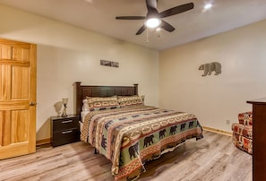 3 bedrooms, iron/ironing board, free WiFi, bed sheets