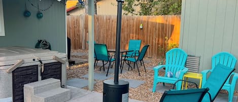 Tina de hidromasaje al aire libre