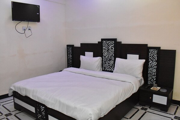 Studio Suite - Hotel Numbal One (Rawalpindi)