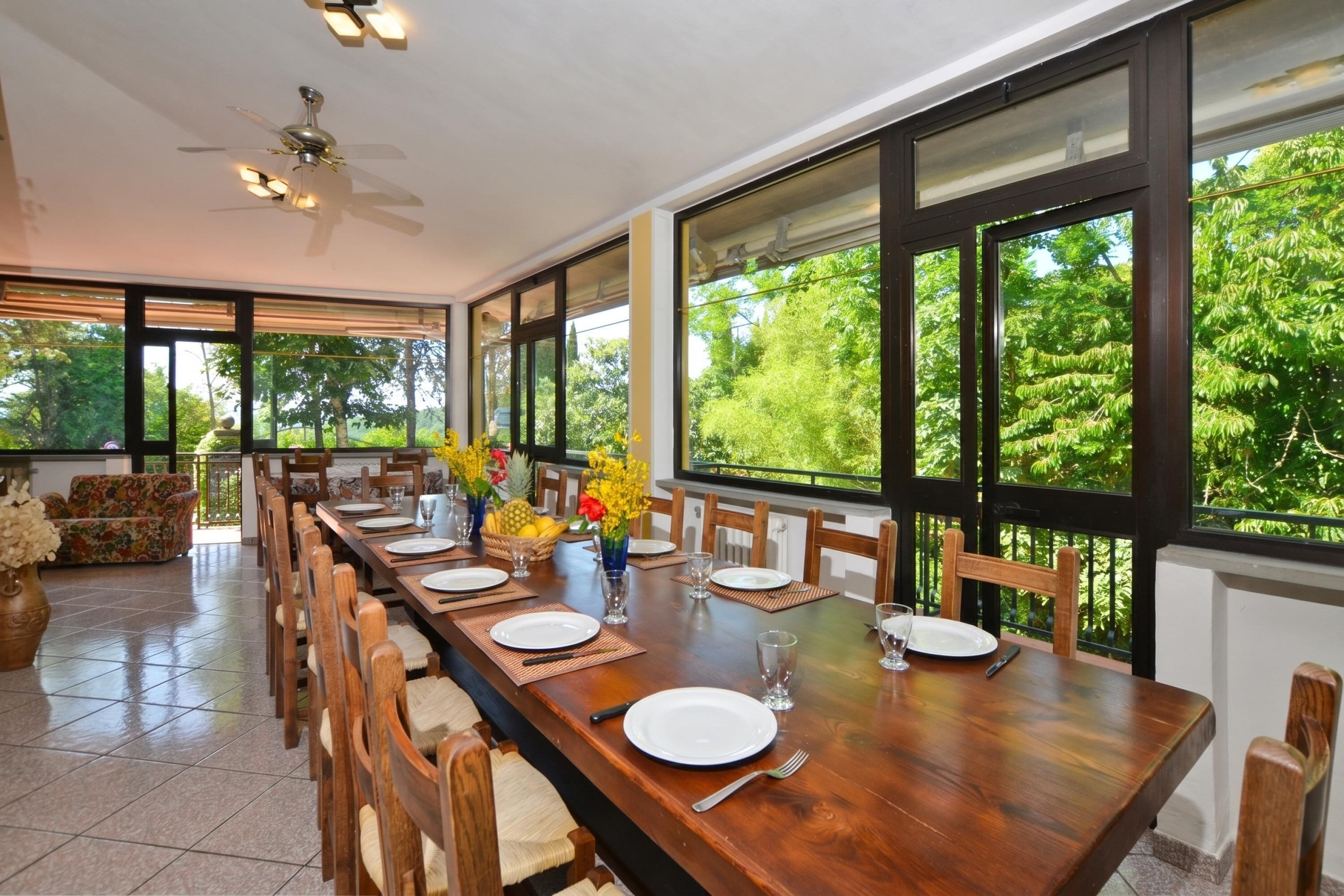 Family Villa, Multiple Bedrooms, Balcony, Mountainside (Villa Francesca) | Dining