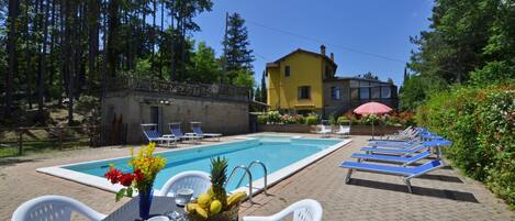 Seasonal outdoor pool