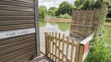 Cottage | Property grounds