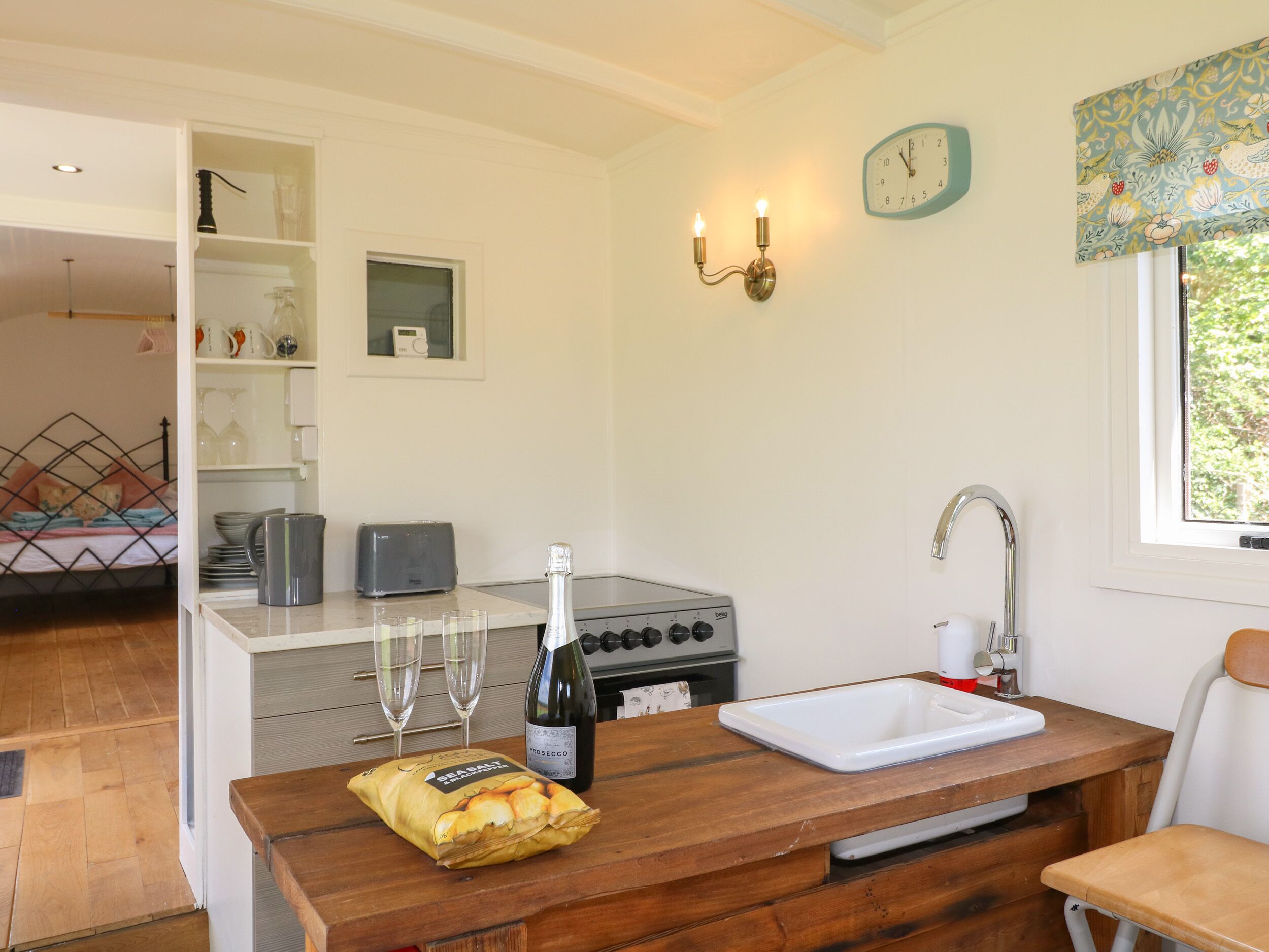 Cottage | 1 camera, con stile personalizzato, con arredamento individuale