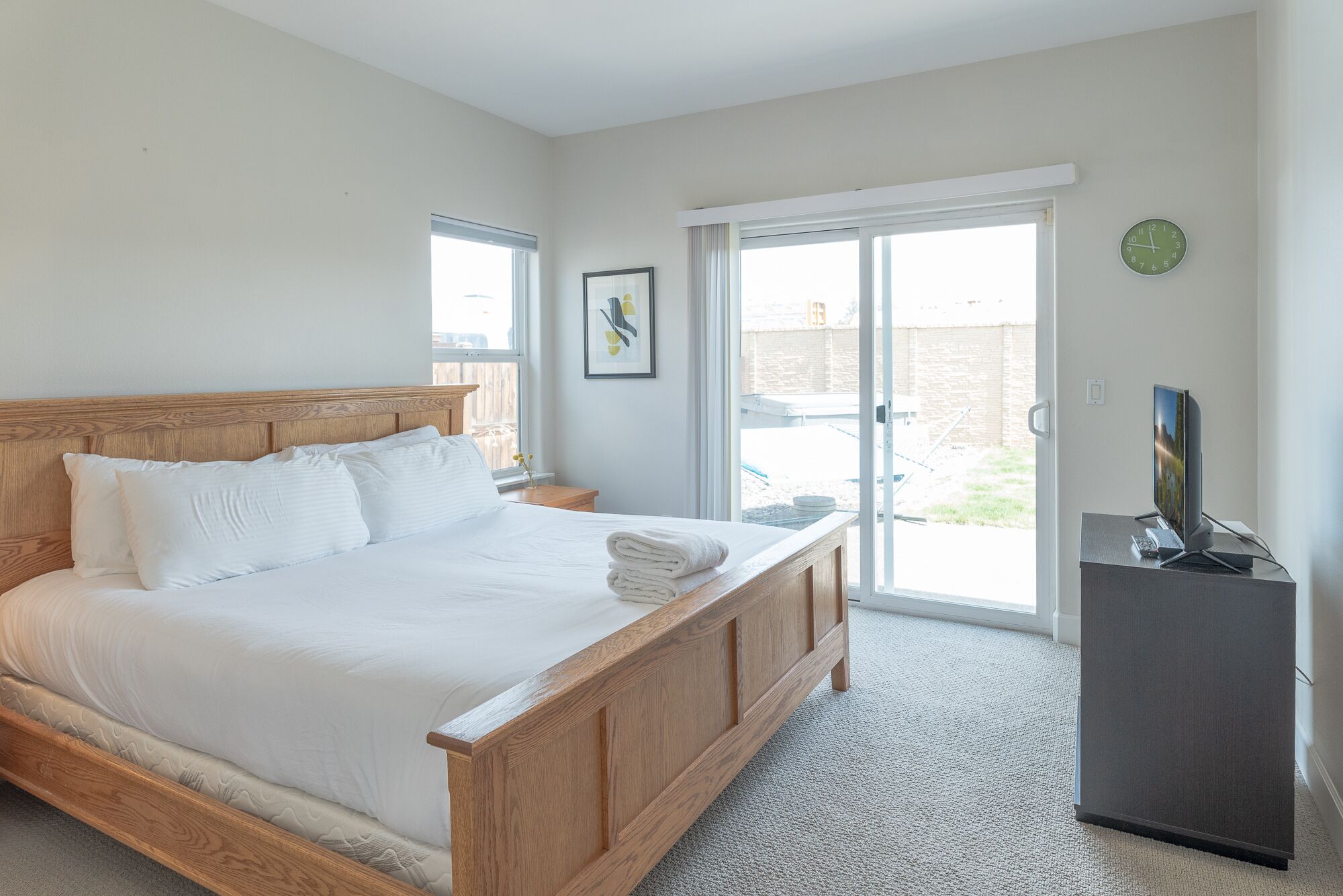 3 chambres, bureau, fer et planche à repasser, accès au Wi-Fi (inclus)