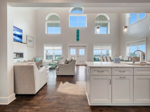 电视、电子游戏