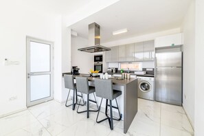 Fridge, microwave, oven, dishwasher