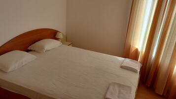 3 bedrooms, WiFi