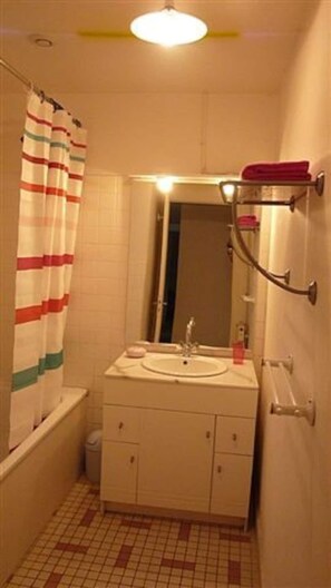 Badewanne, Haartrockner