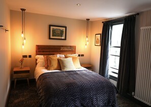 Habitación Confort doble | Escritorio, espacio para trabajar con un portátil, wifi gratis