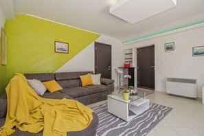 TV - Lucia in Gračišće - Istrien / Lucia in Gračišće - Appartement für 4-5 Personen (Gracisce)