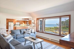 TV, offices - Waterfront on Pleasant Bay! (Orleans)