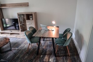 Apartamento Confort | Servicio de comidas en la habitación