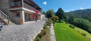 Exterior - Casas da Tapada - Casa das Cortes (Guimarães)