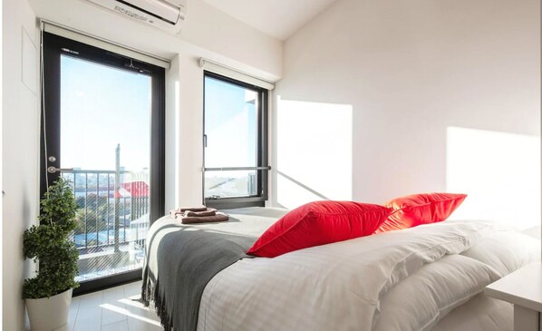 1 多间卧室、办公桌、熨斗/熨衣板、免费 WiFi