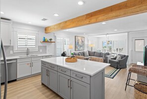 Interior - Seas The Surf - Newly Updated, Gulf Views, Walk to Beach, Bike to 30A! (Inlet Beach)