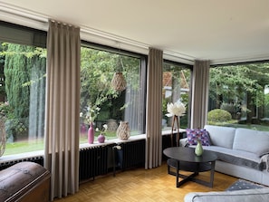 Smart TV - Ferienwohnung für 2 Pers. am Emsdeich in Idyllischer Lage (Westoverledingen)